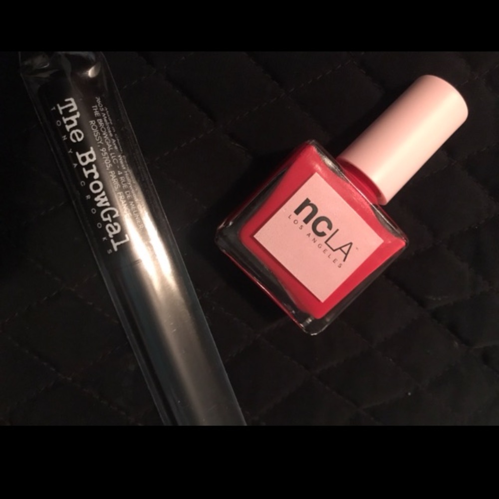 The brow gal eyebrow gel.